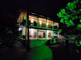 Beach Villa Yang Near Hikkaduwa, With Pool and Cook - Semi-detached Ho