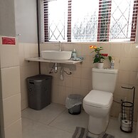 Crest Farm - Self-catering 2-bedroom, Wi-fi, Views, Swiming Pool