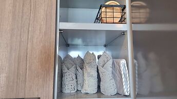 B201-nice Seaview One Bedroom Apartment 300 Meters Walk to Ao Nang Bea