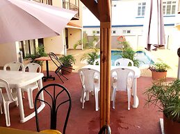 Fully Equipped Apartment in Flic-en-flac for 2 ppl - 500m From the Bea