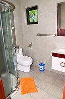 Fully Equipped Apartment in Flic-en-flac for 2 ppl - 500m From the Bea