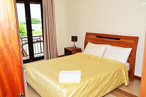Fully Equipped Apartment in Flic-en-flac for 2 ppl - 500m From the Bea