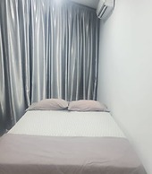 Apartment by the sea