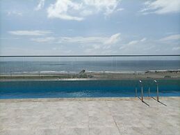 Apartment by the sea