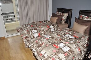 Val Fleuri Apartment With Balcony, Casablanca