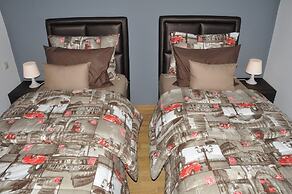 Val Fleuri Apartment With Balcony, Casablanca