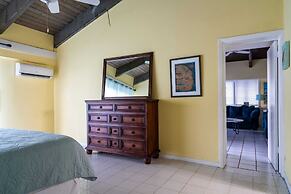 Spacious Villa On The Beach