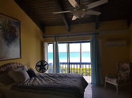 Spacious Villa On The Beach