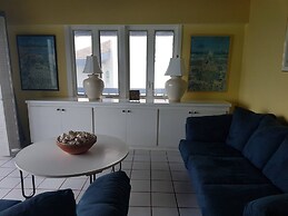 Spacious Villa On The Beach