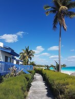 Spacious Villa On The Beach