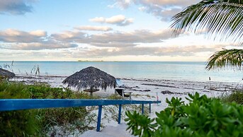 Spacious Villa On The Beach