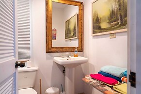 Spacious Villa On The Beach