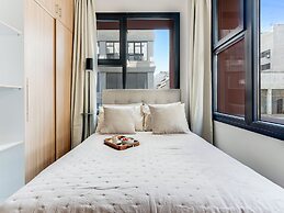 Sanders Port - Efficient Studio Near Piraeus Port