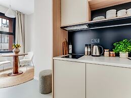 Sanders Port - Neat Studio Near Piraeus Port