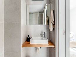 Sanders Port - Neat Studio Near Piraeus Port