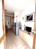Cozy Flat Near the Beach - Beahost
