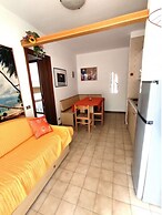 Cozy Flat Near the Beach - Beahost