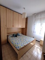 Cozy Flat Near the Beach - Beahost