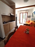 Cozy Flat Near the Beach - Beahost