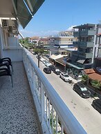 Zeusplace Spacious Apartment Private Parking