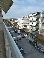 Zeusplace Spacious Apartment Private Parking