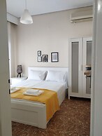 Zeusplace Spacious Apartment Private Parking