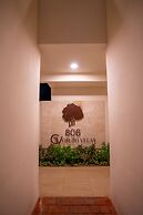 Luxury Apartment With Poll