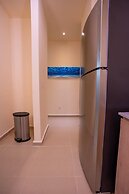 Luxury Apartment With Poll