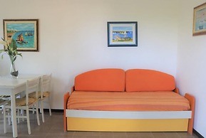 Lovely Bright Flat few Steps Away From the Beach