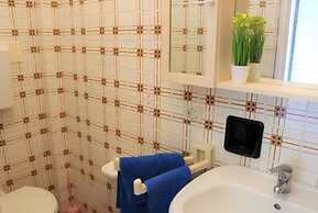 Lovely Bright Flat few Steps Away From the Beach