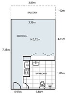 Studio Apartment With Balcony and Garden View