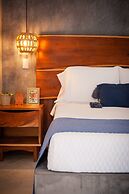 Magical Ph In Town Wprivate Rooftop Glass Tub