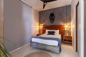 Magical Ph In Town Wprivate Rooftop Glass Tub