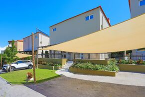 Sunny Villa in Chaniotis