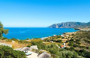 Villa Ilios - Delightful 2 Bedroom Stone House