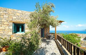 Villa Ilios - Delightful 2 Bedroom Stone House