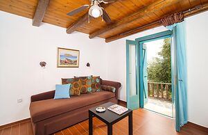 Villa Ilios - Delightful 2 Bedroom Stone House