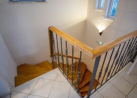 Villa Cool with Private Pool