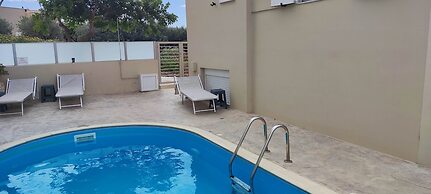 Villa Cool with Private Pool