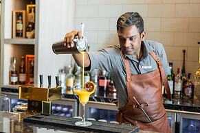 Courtyard By Marriott Colombo