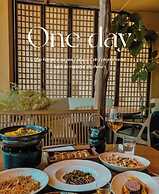 base-Sanlitun Serviced Apartment