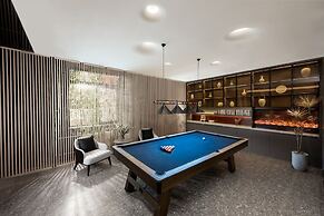 base-Sanlitun Serviced Apartment