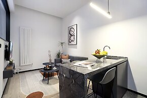 base-Sanlitun Serviced Apartment