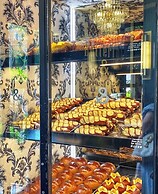 base-Sanlitun Serviced Apartment