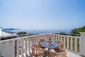 Apartment Marlo in Dubrovnik With sea View