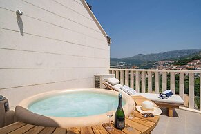 Apartment Marlo in Dubrovnik With sea View