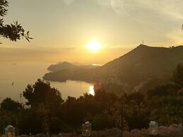 Apartment Marlo in Dubrovnik With sea View