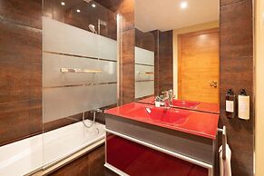 Lucas House by Sitges Group