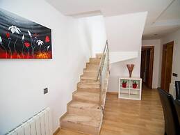 Lucas House by Sitges Group