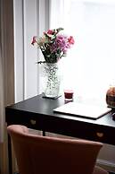 Avari Apartments - Winchester Collection